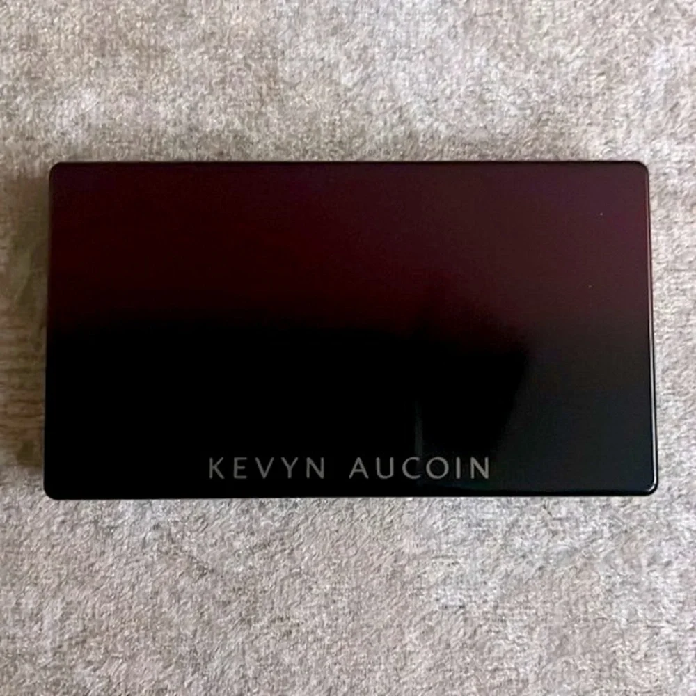 Brand New Kylie Jenner Eyeshadow Palette Kevyn Aucoin Neo-Blush & Miss Cargo Lip